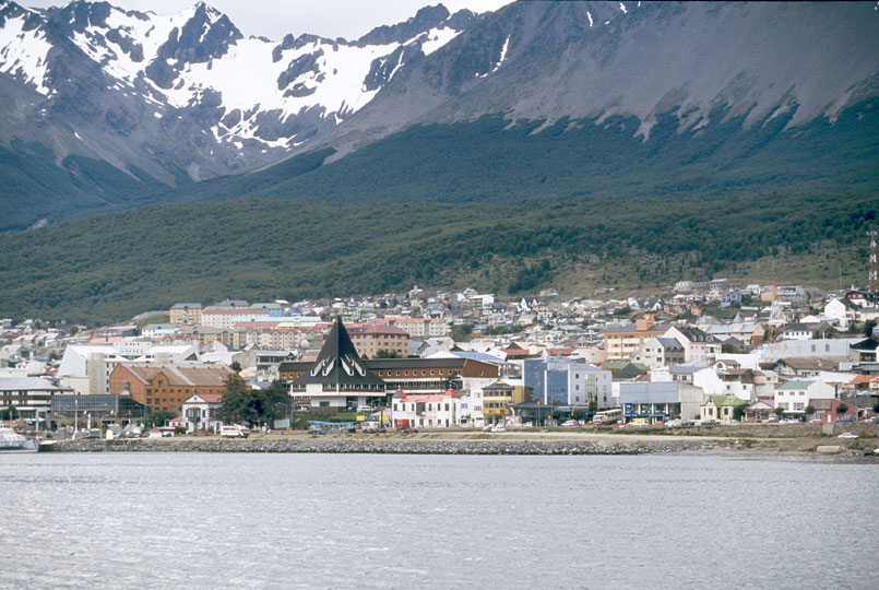 ushuaia-city-tour-outdoortrip